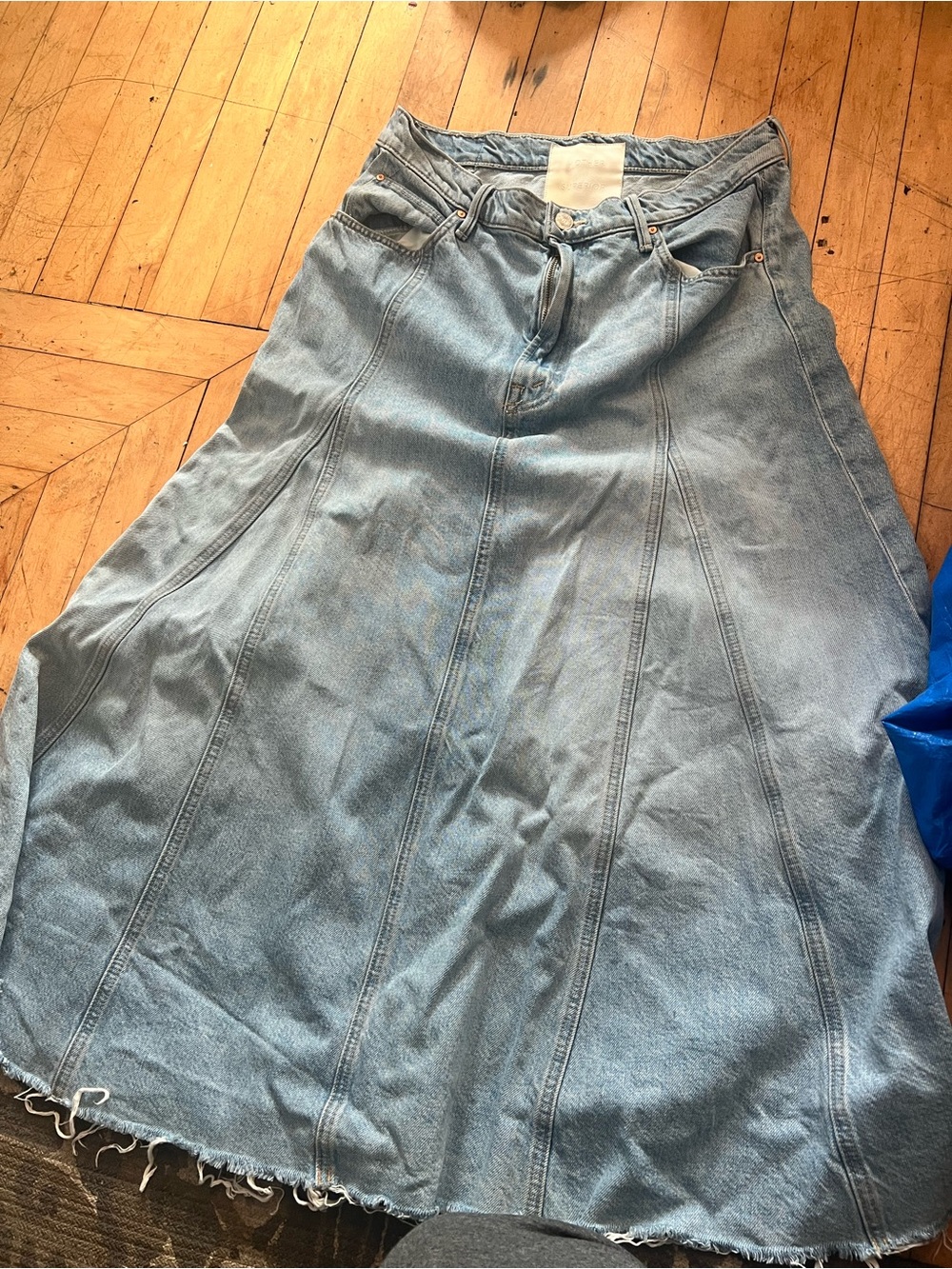 MOTHER Light Blue Denim Jeans - Size 31